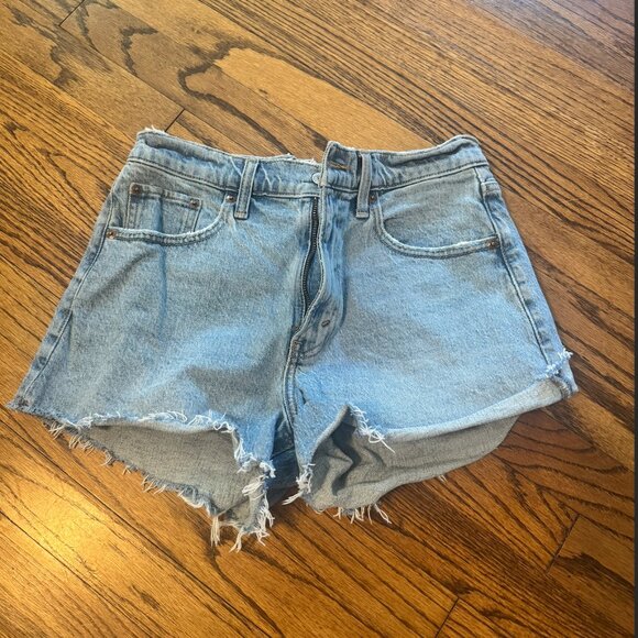 Abercrombie & Fitch Pants - Womens Abercrombie and Fitch 90s Relaxed Cutoff Shorts High Risk -